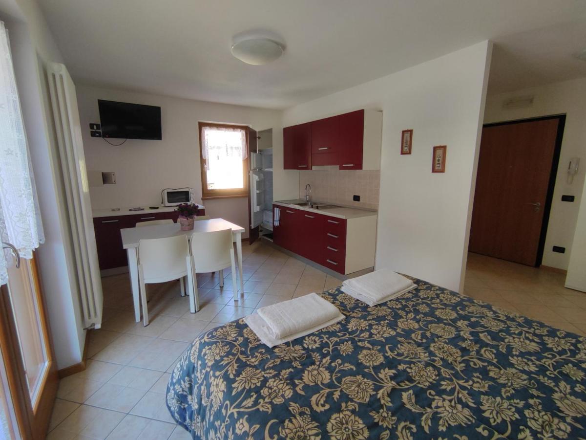 Aparthotel Residenza Arcobaleno Tenno Exterior foto